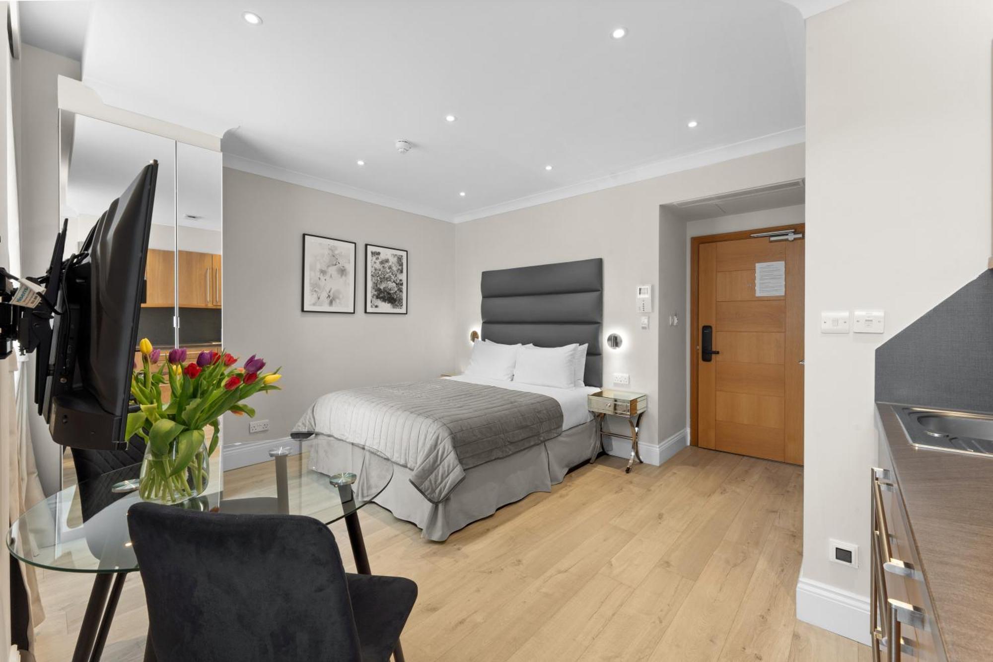 Cleveland Residences Russell Square Appartement *